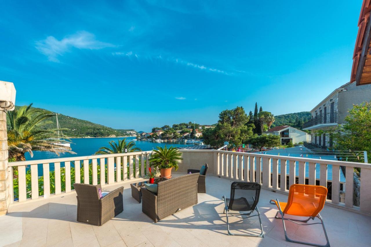 Villa Mare & Filip Затон Екстериор снимка